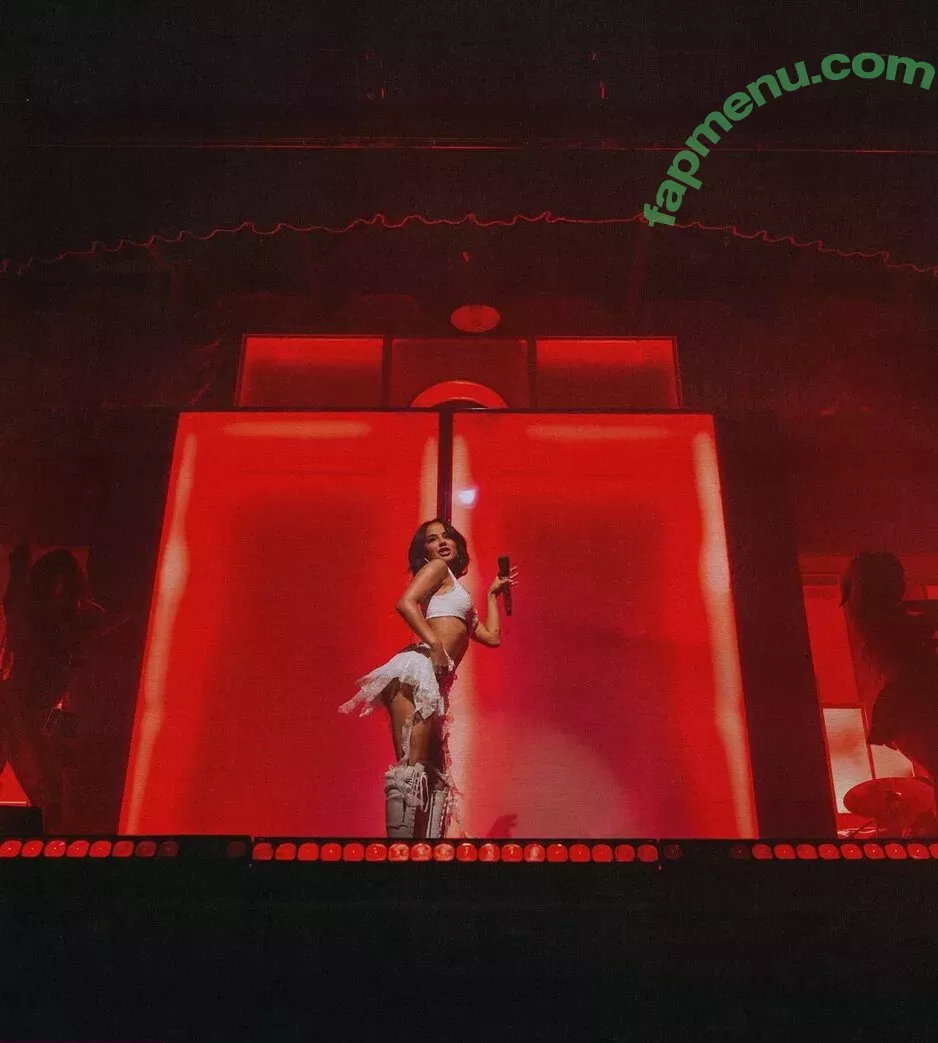 Becky G nude photo #1416 (Reggaeton singer / iambeckyg / missbeckyfeet)