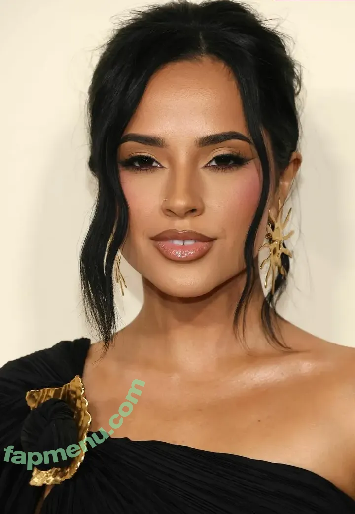 Becky G nude photo #1808 (Reggaeton singer / iambeckyg / missbeckyfeet)