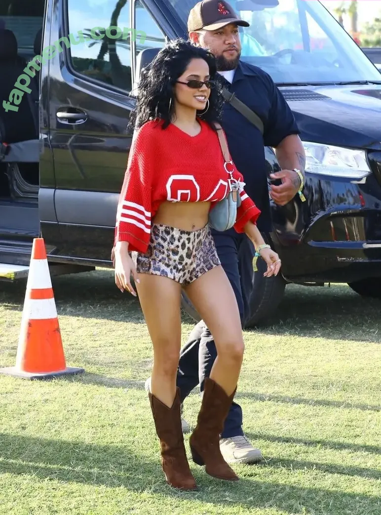 Becky G nude photo #1819 (Reggaeton singer / iambeckyg / missbeckyfeet)