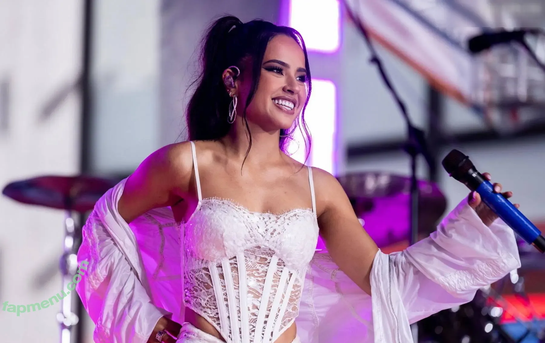 Becky G nude photo #1923 (Reggaeton singer / iambeckyg / missbeckyfeet)