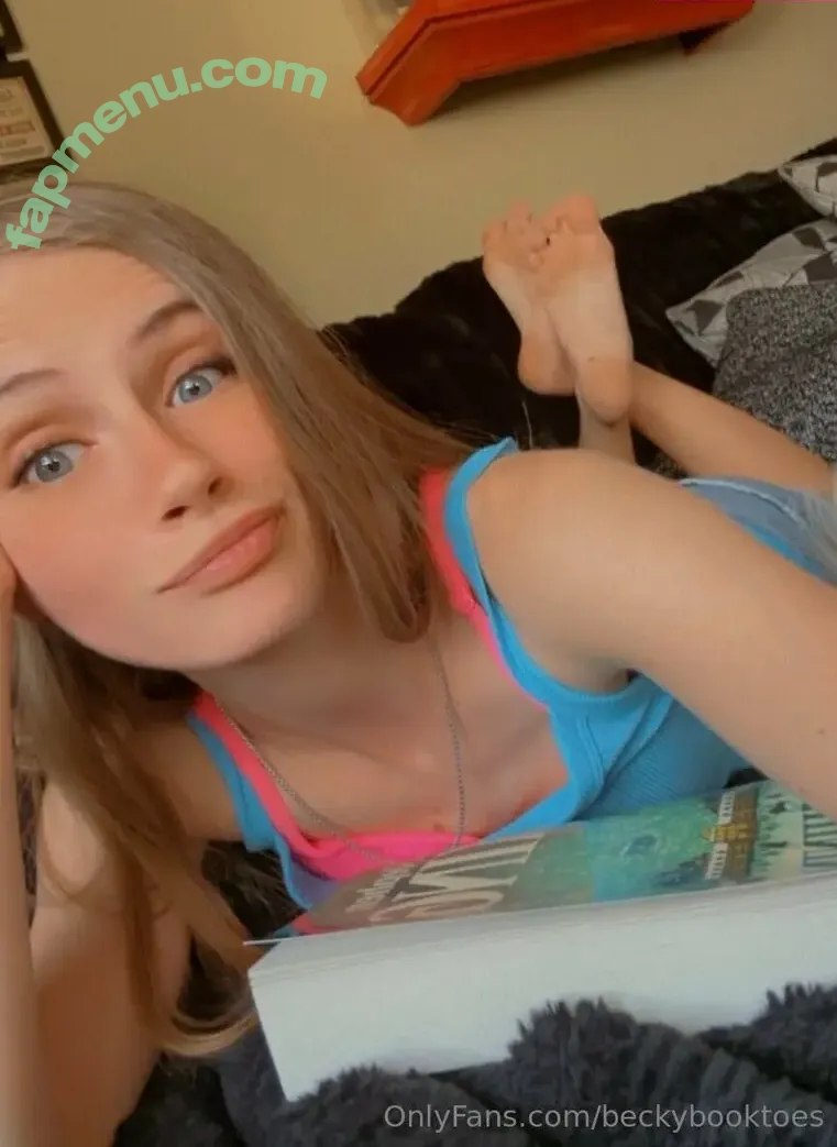 beckybooktoes nude photo #0011 (beckybooktoes)