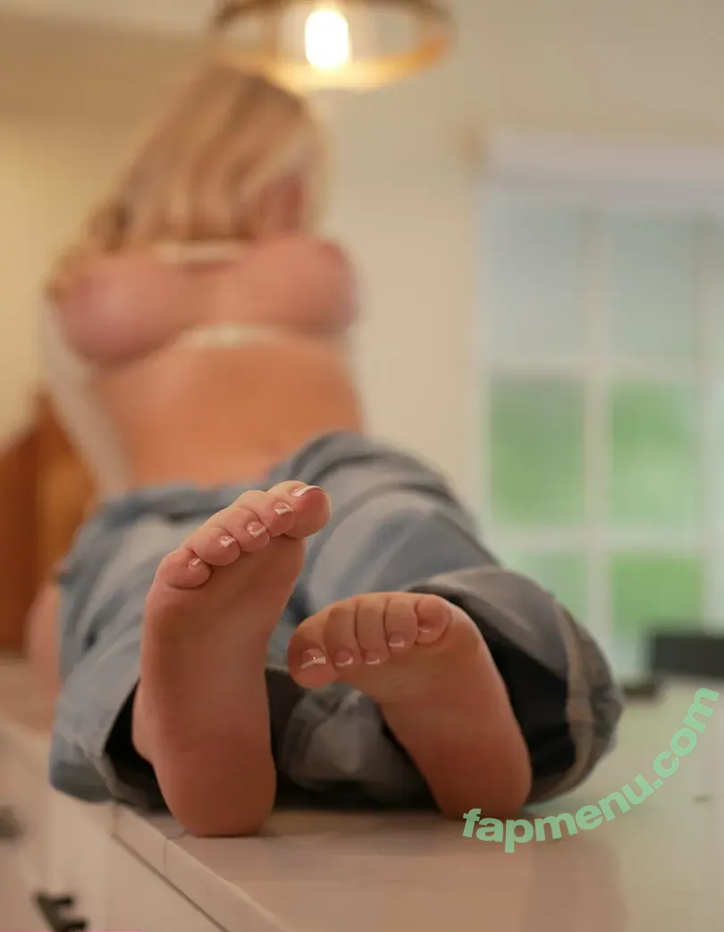 beckycrocker nude photo #0280 (beckycrocker.tv)