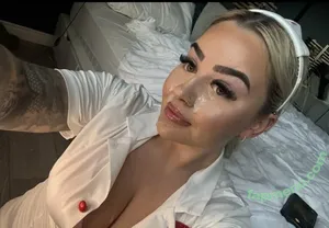  nude photo #0004