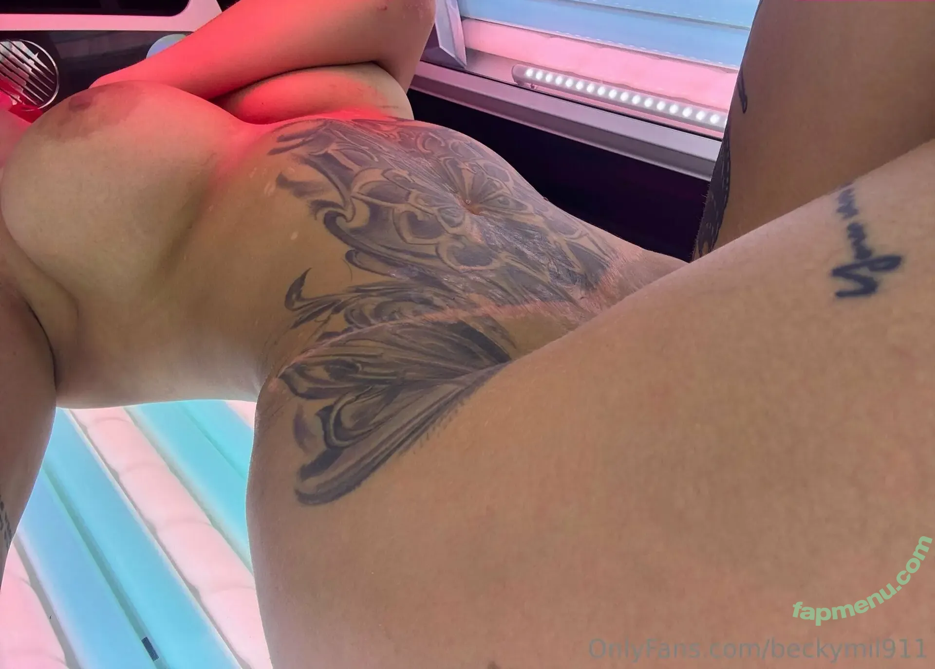 beckymil911 nude photo #0002 (beckymil911)