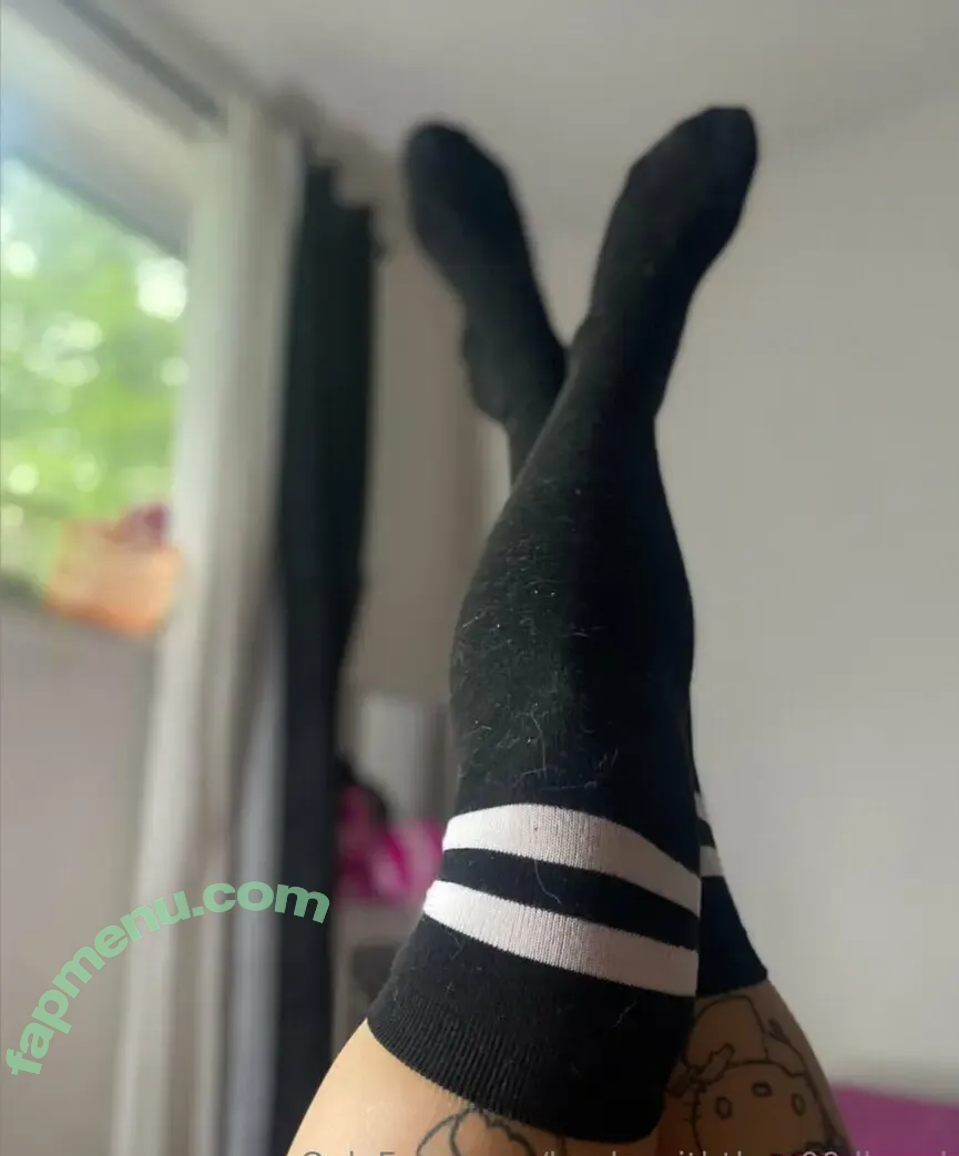 beckywiththeg00dhead nude photo #0012 (beckywiththeg00dhead)