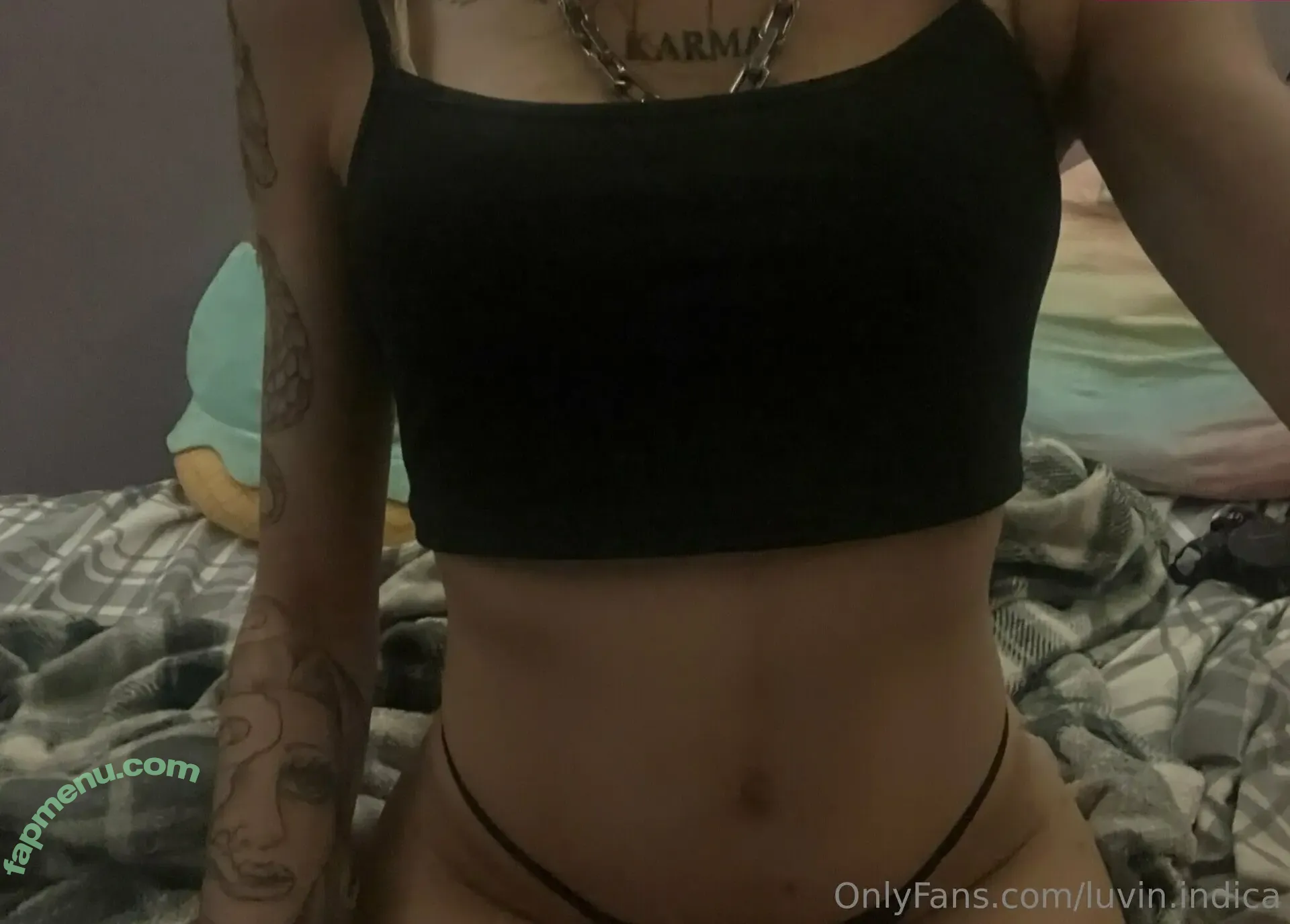 becxa.hills nude photo #0020 (becxa.hills)