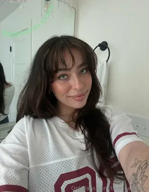 bedheadbetty / molla_gator_ nude photo #0125