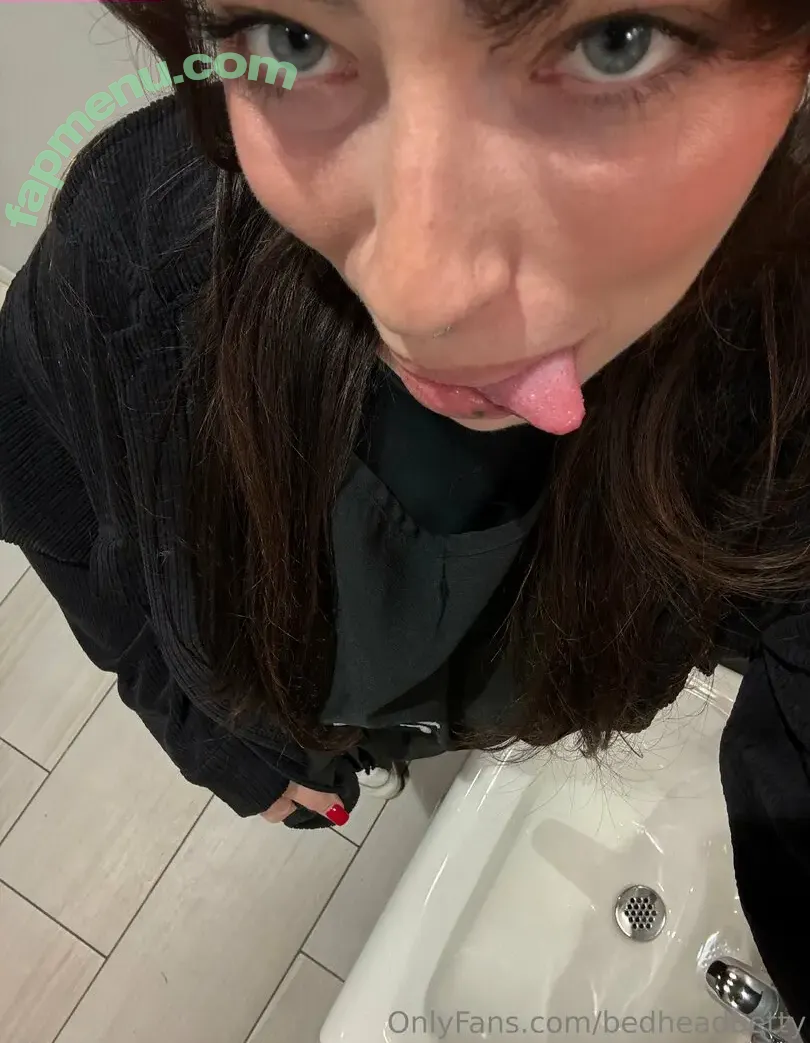 bedheadbetty nude photo #0131 (molla_gator_)