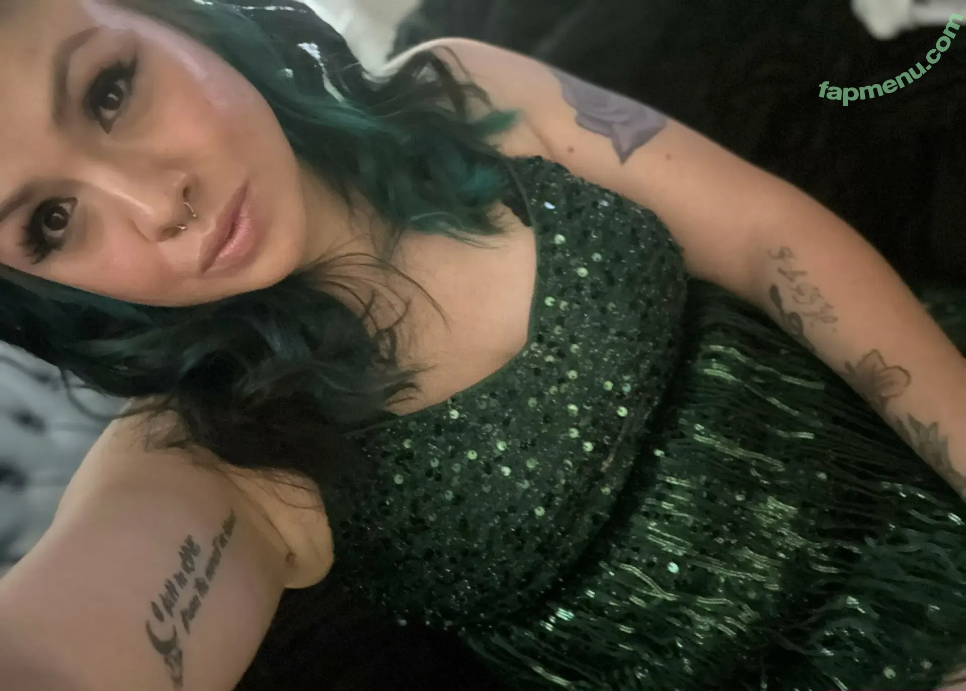 bee-k19 nude photo #0029 (bee.k19)