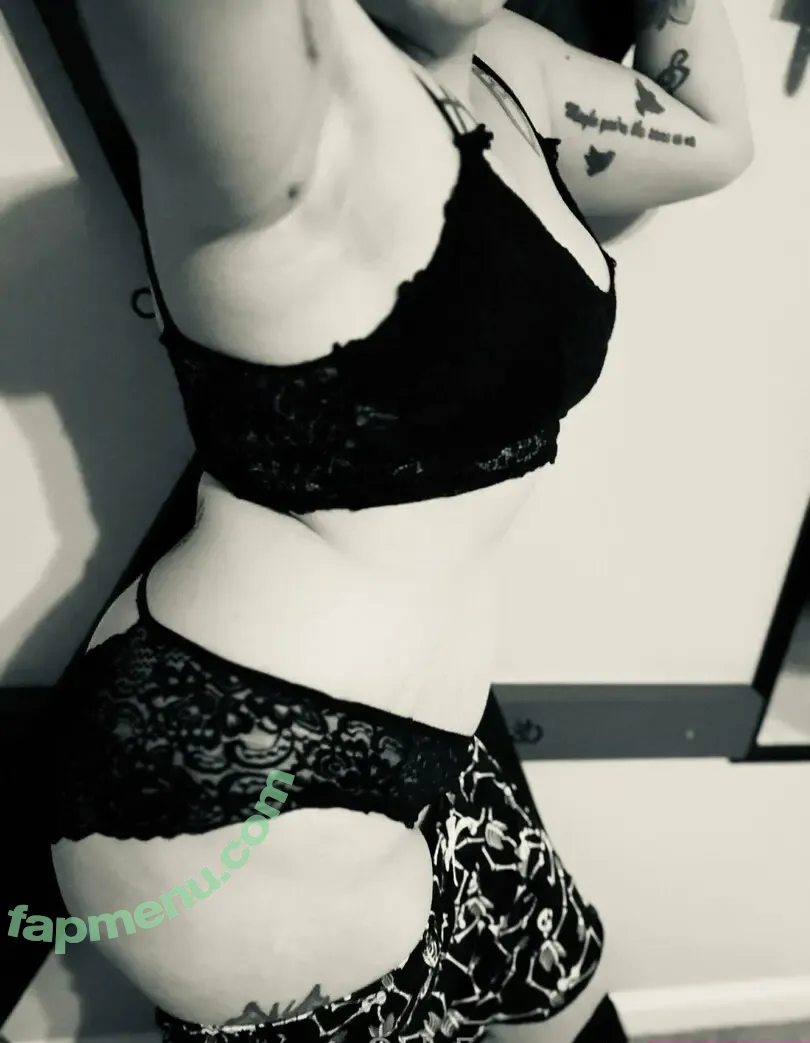 bee-k19 nude photo #0030 (bee.k19)