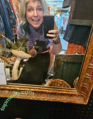 bee88i / bee_bowve88 nude photo #0375