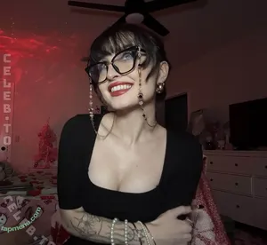 beebee / beebeeasmr nude photo #0866