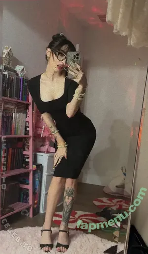 beebee / beebeeasmr nude photo #0876