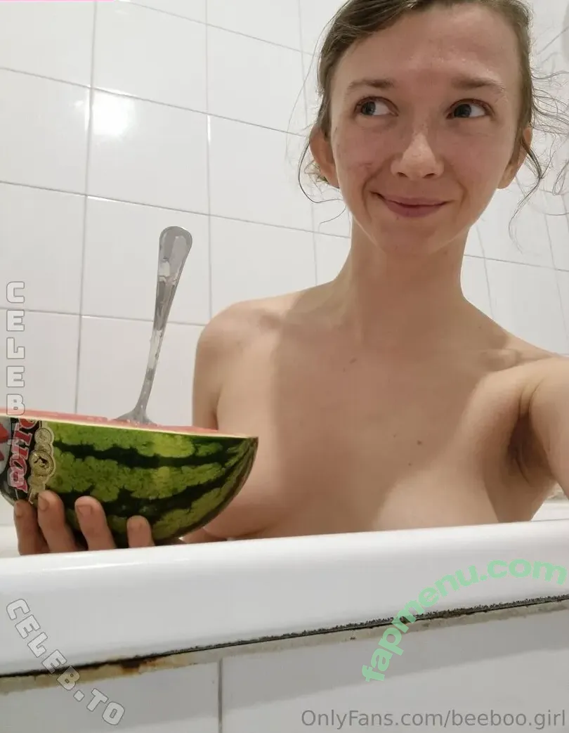 beeboogirl nude photo #0209 (beeboo.girl / honey.beeboo)