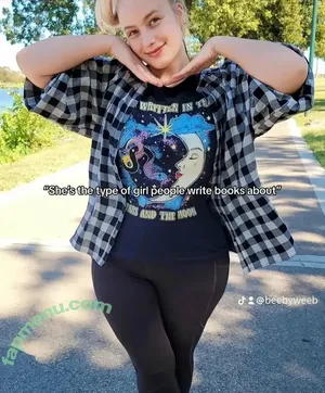 Beeby Weeb / beeby_weeb / beebyweeb nude photo #0003