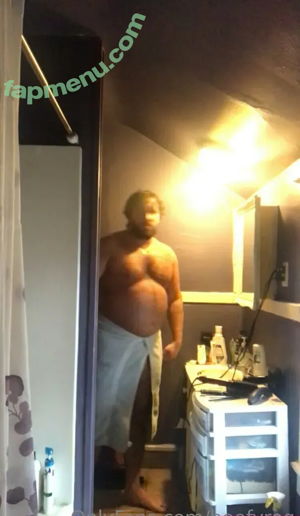 beefyrog nude photo #0001 (beefyrog)