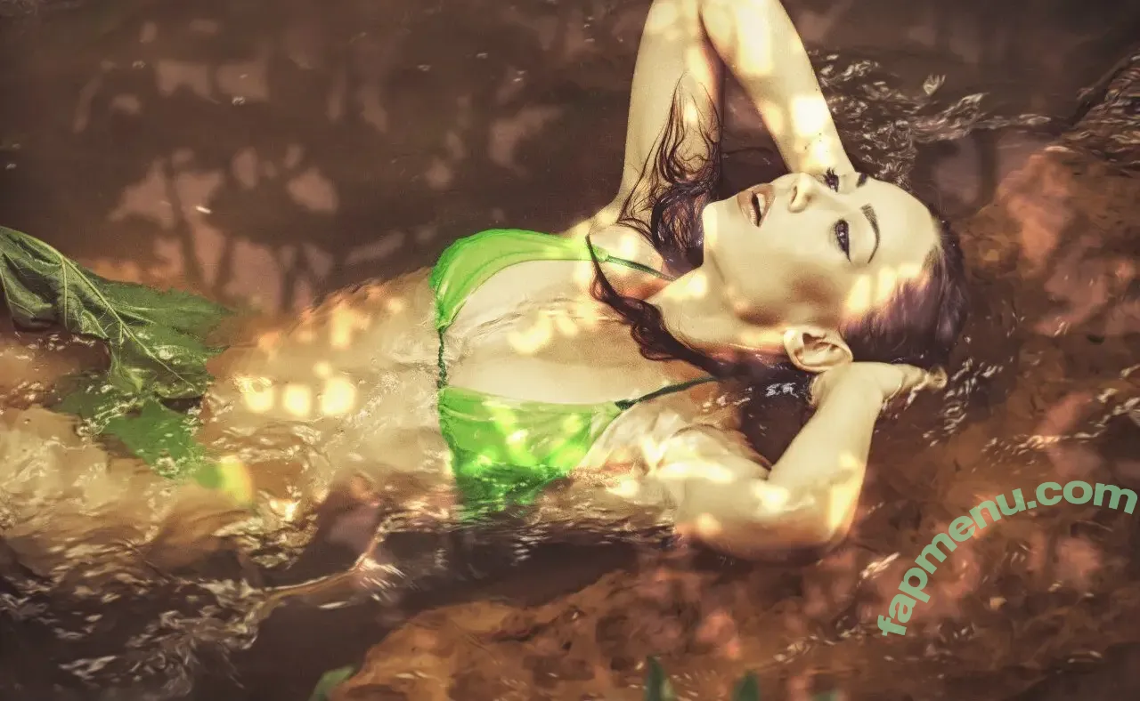 Beelinda nude photo #0013 (noobelinda / olga.bulochka)