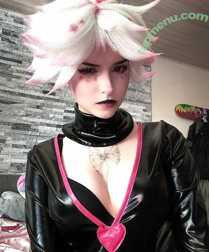 beep.baap.bu nude photo #0006 (4bumblebee4 / beepbaapbu / real.cherry.coke)