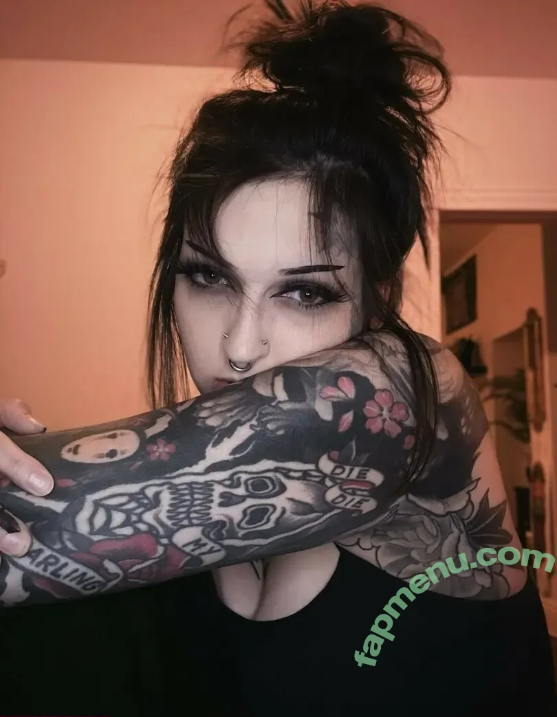 beepbat nude photo #0032 (beepbat)