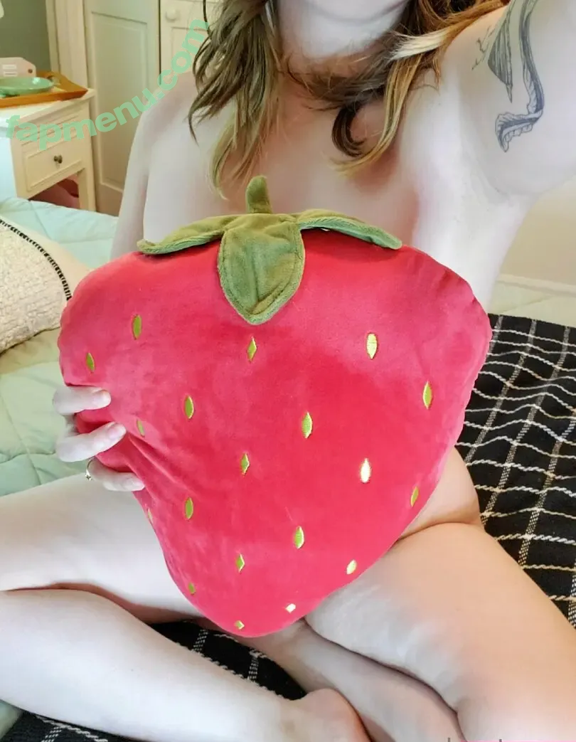 beetease nude photo #0037 (beteased)