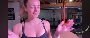Beez ASMR / beezasmr nude photo #0028