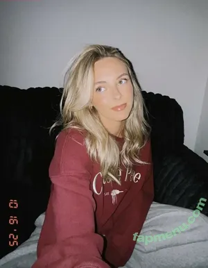 Beez ASMR / asmrmaddy / beezasmr nude photo #0195