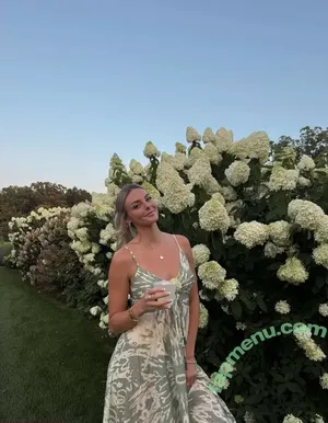 Beez ASMR / asmrmaddy / beezasmr nude photo #0199