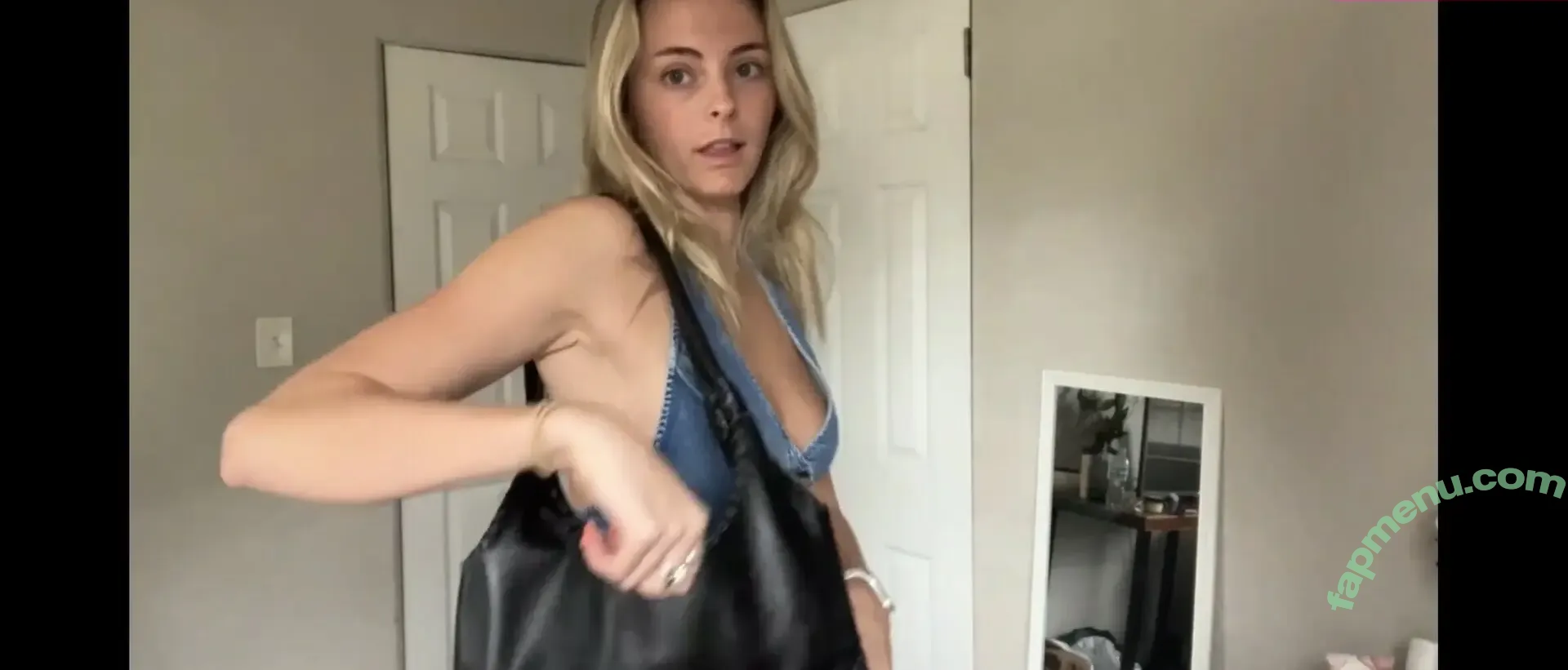 Beez ASMR nude photo #0098 (beezasmr)