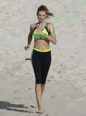 Behati Prinsloo / behatiprinsloo nude photo #0136