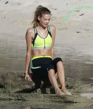 Behati Prinsloo / behatiprinsloo nude photo #0137