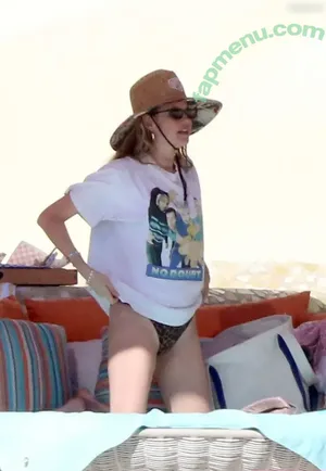 Behati Prinsloo / behatiprinsloo nude photo #0327