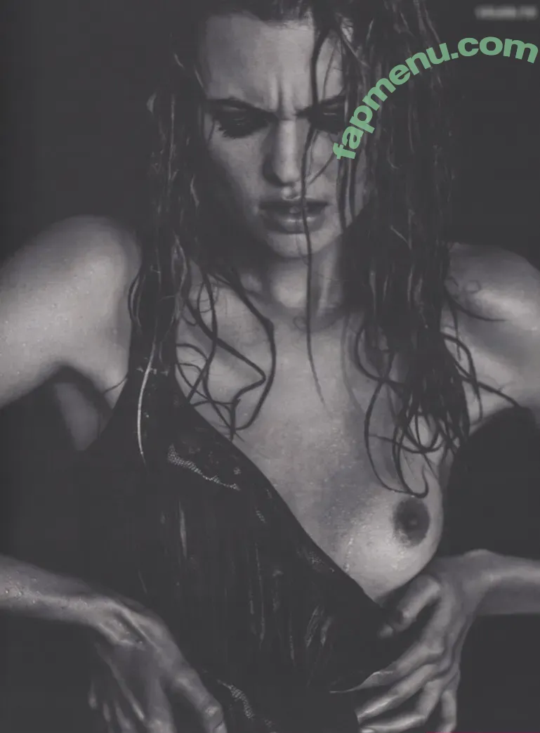 Behati Prinsloo nude photo #0013 (behatiprinsloo)