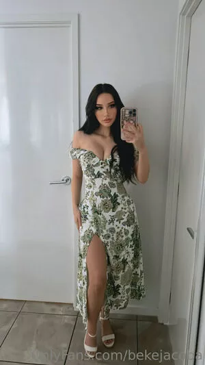 bekejacoba / Beke Jacoba / itsbekejacoba nude photo #0653