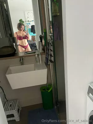 Bel Larcombe / Slice_of_salami_ / Bel Larcombe slice_of_salami_ / bel_larcombe_ nude photo #0125