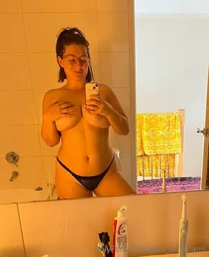 Bel Larcombe / Slice_of_salami_ / Bel Larcombe slice_of_salami_ / bel_larcombe_ nude photo #0147