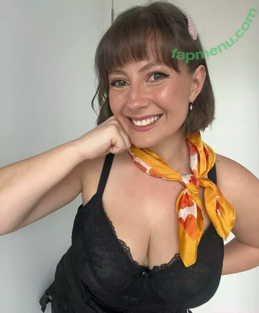 Bel Larcombe / Slice_of_salami_ nude photo #0029 (Bel Larcombe slice_of_salami_ / bel_larcombe_)