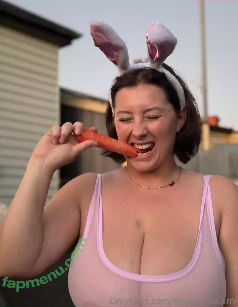 Bel Larcombe / Slice_of_salami_ nude photo #0202 (Bel Larcombe slice_of_salami_ / bel_larcombe_)