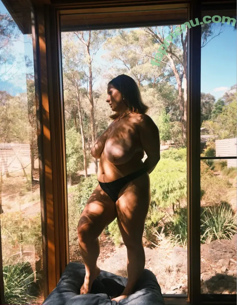Bel Larcombe / Slice_of_salami_ nude photo #0562 (Bel Larcombe slice_of_salami_ / bel_larcombe_)