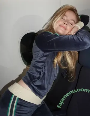 Bela Fernandes / bellafernandessss nude photo #0078