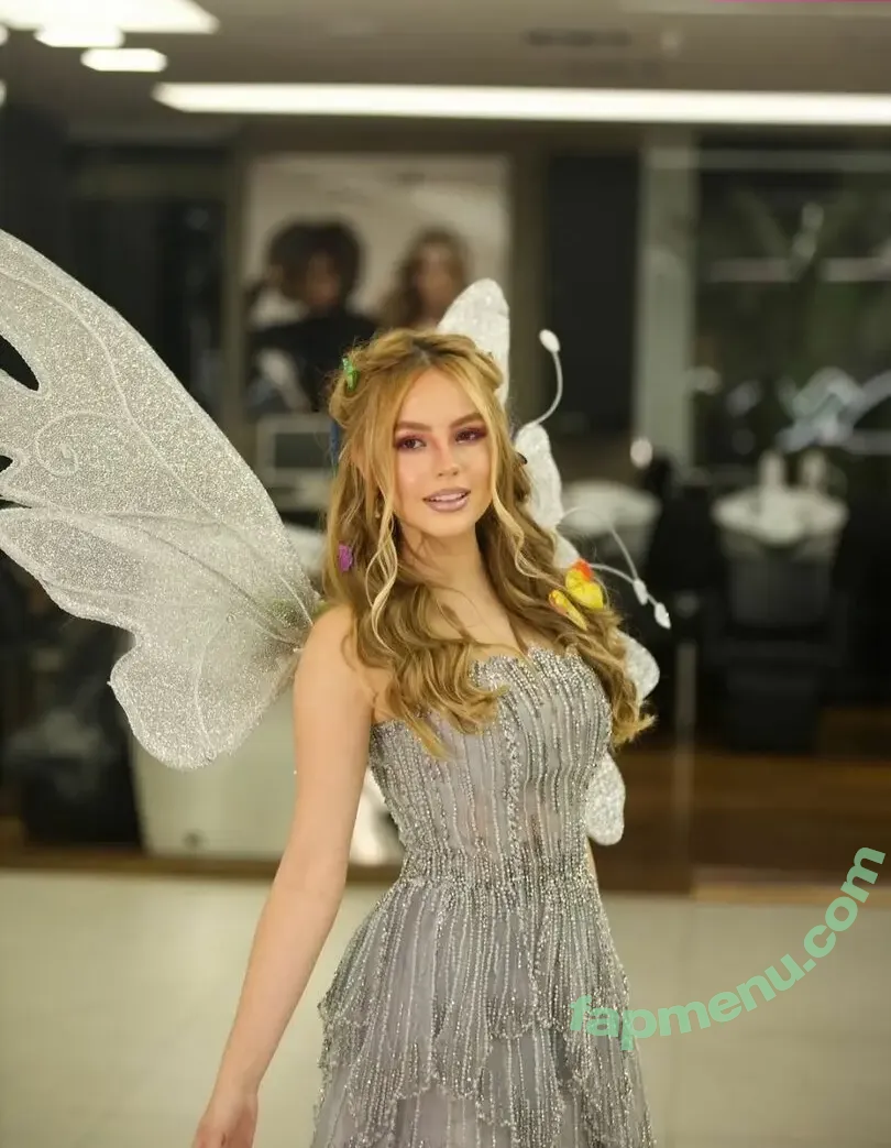 Bela Fernandes nude photo #0066 (bellafernandessss)