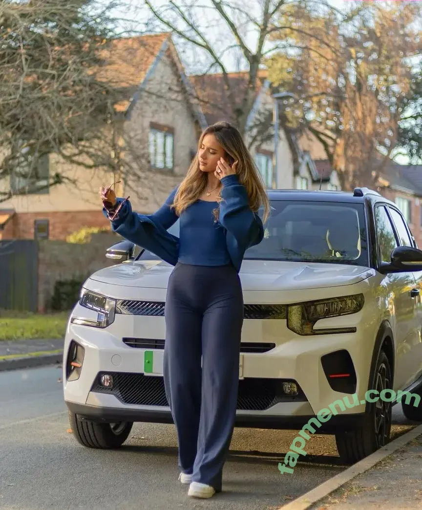 Bela Fernandez nude photo #0302 (belafernandez / missfernandez)