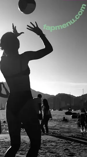 Bela Gil / belagil nude photo #0061