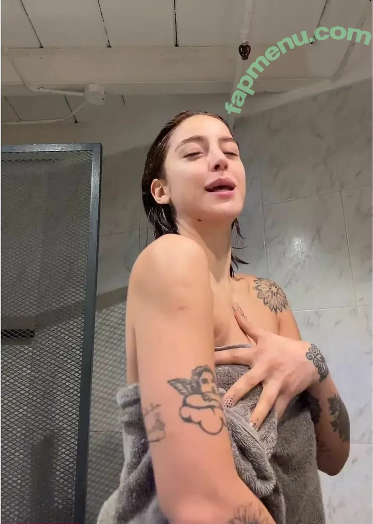 Belenegri nude photo #0170 (La Chilena / Lachilenabelu)