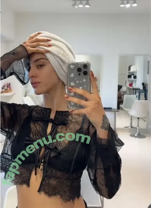 Belenegri nude photo #0171 (La Chilena / Lachilenabelu)