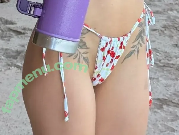 Belenegri nude photo #0182 (La Chilena / Lachilenabelu)