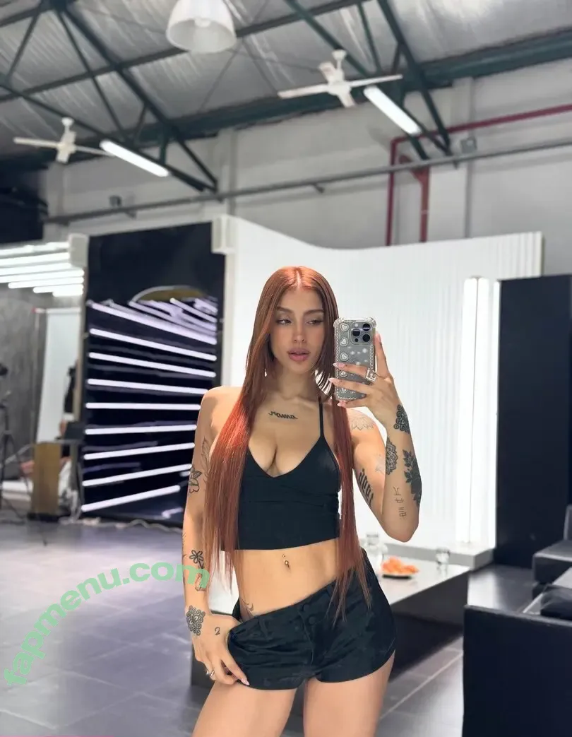 Belenegri nude photo #0183 (La Chilena / Lachilenabelu)