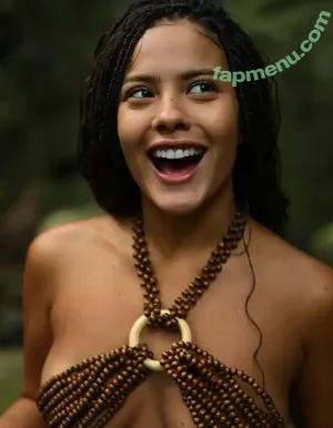 Bella Campos / bellacampox nude photo #0300