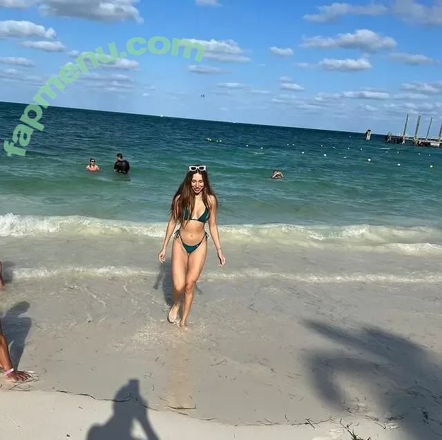 Bella Ciccone nude photo #0012 (bella.ciccone)