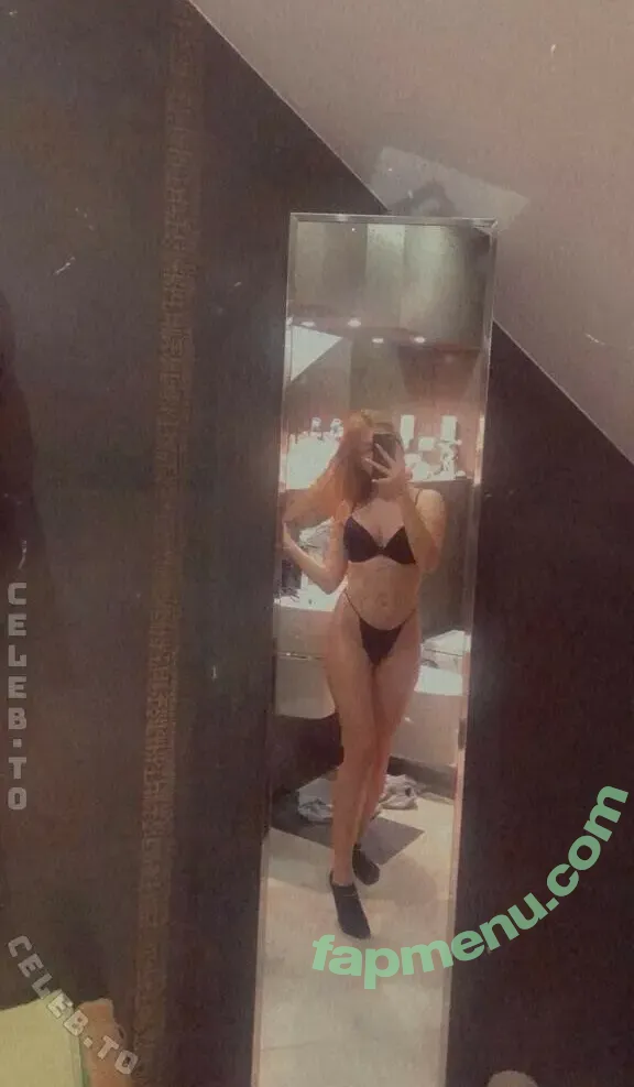 bella_dmn nude photo #0072 (dmn._Bella)