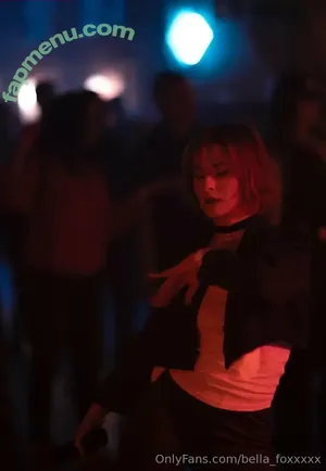 bella_foxxxxx / bella_foxx nude photo #0011